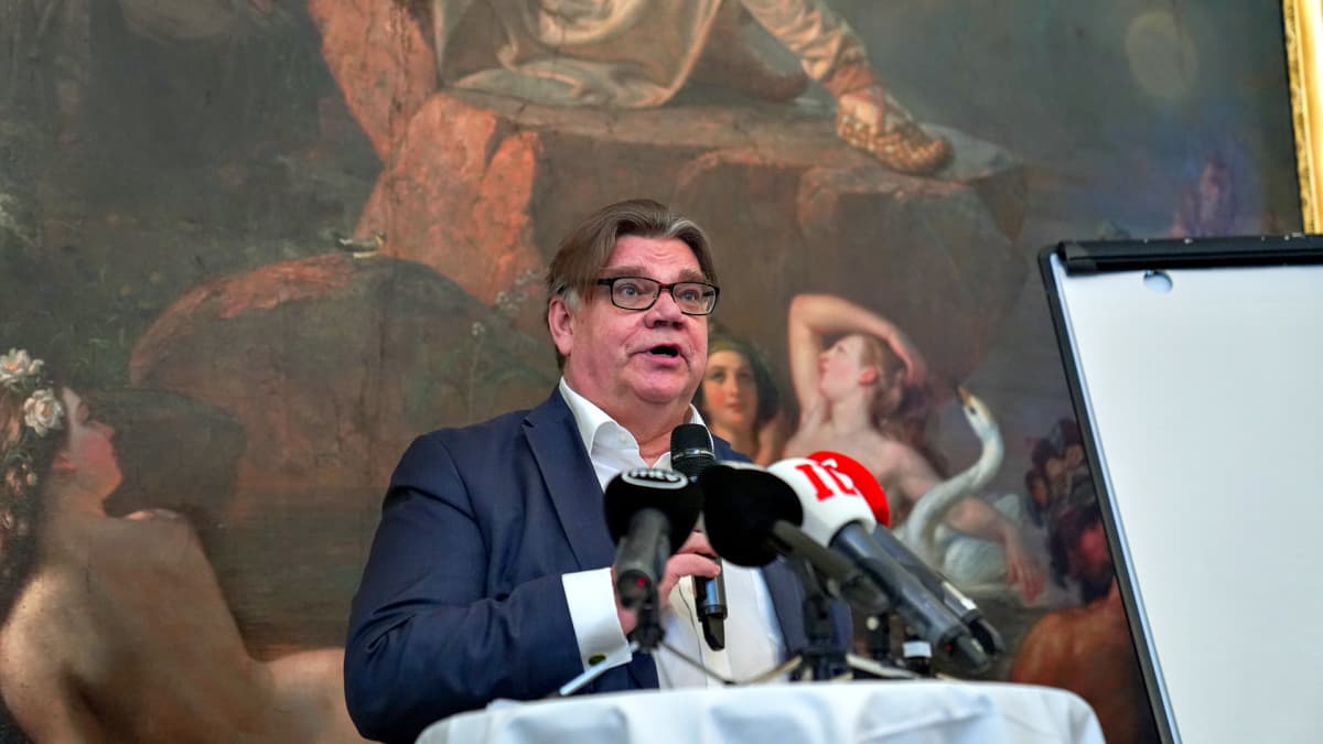 Timo Soini rikkoo hiljaisuuden - julkaisee kirjan populismista