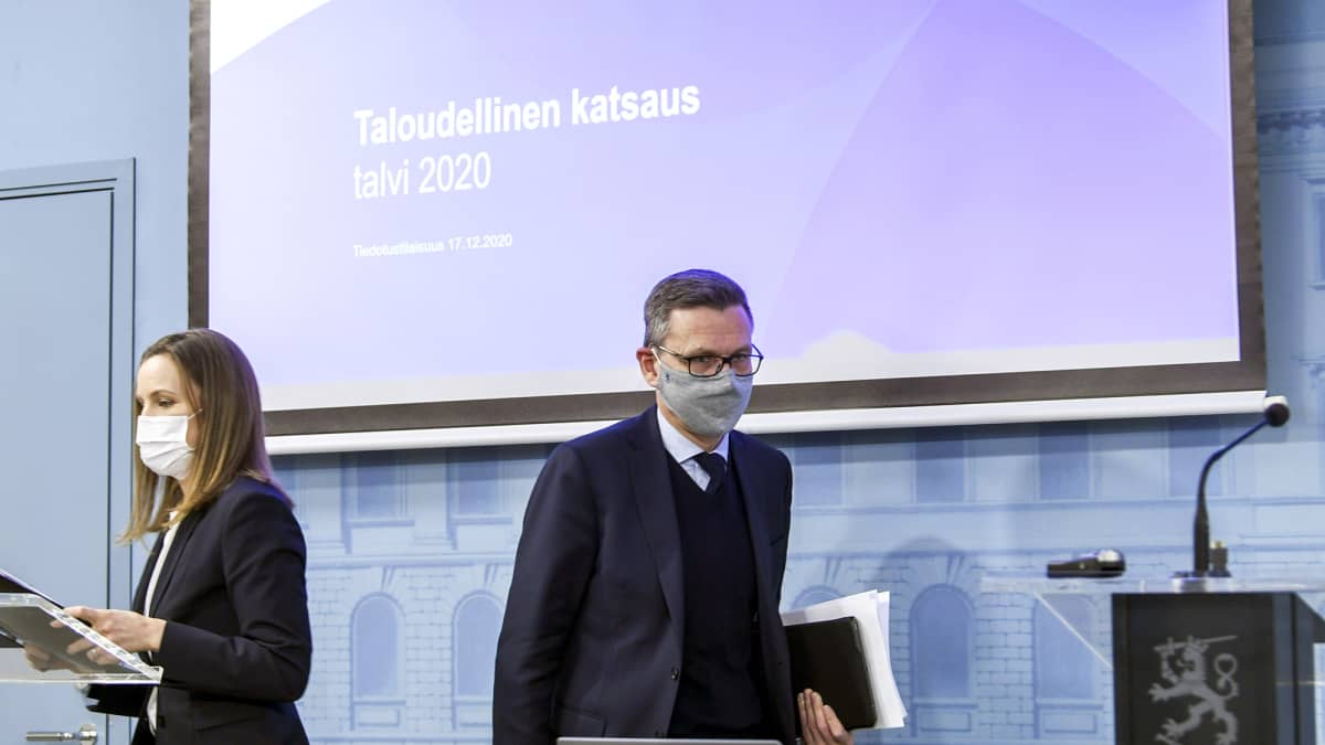 Joko Suomen talouden syöksy ja velkaantumisen nousu taittuvat - valtiovarainministeriön tiedotustilaisuus klo 11.30 alkaen