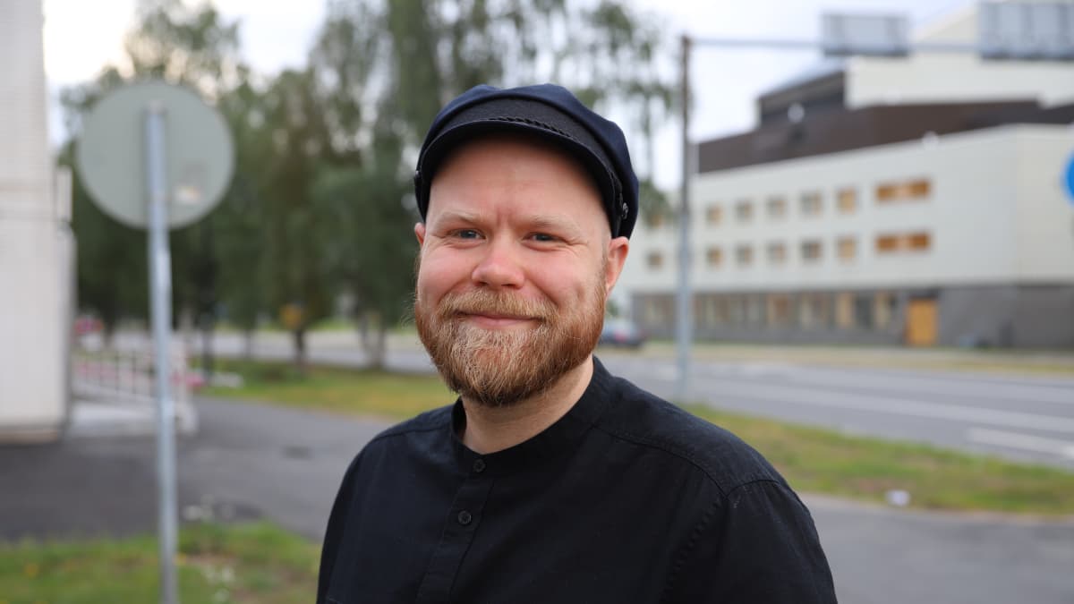 Lapin kuntien valtuustoihin valittiin kuntavaaleissa paljon ensikertalaisia, joista yksi on Rovaniemen kaupunginvaltuuston jäsen Henri Ramberg (vas.)
