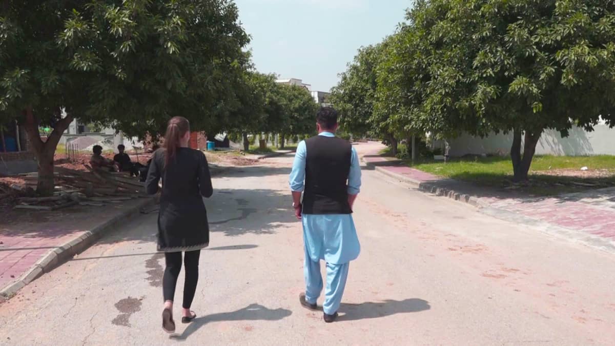 Menetin toivoni” – Yle tapasi Islamabadissa Suomen Kabulin-suurlähetystön  vartijan, jonka onnistui paeta Pakistaniin