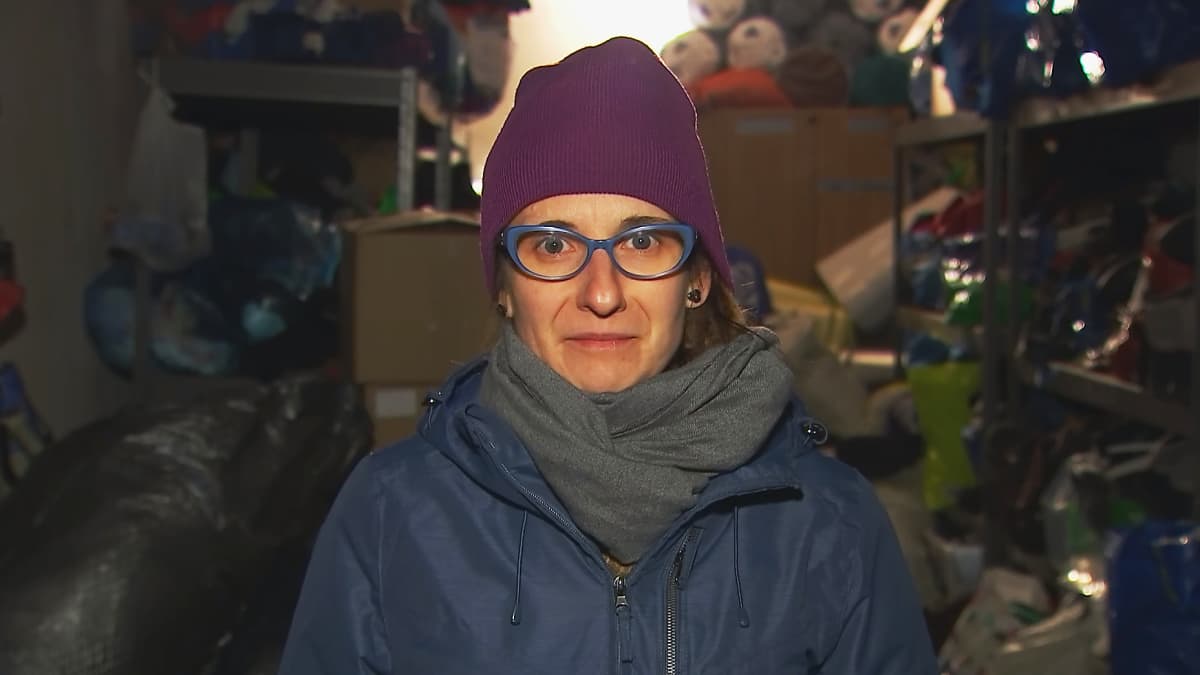 "Tiesin vain, että minun on lähdettävä"- Vapaaehtoiset auttavat siirtolaisia Puolassa