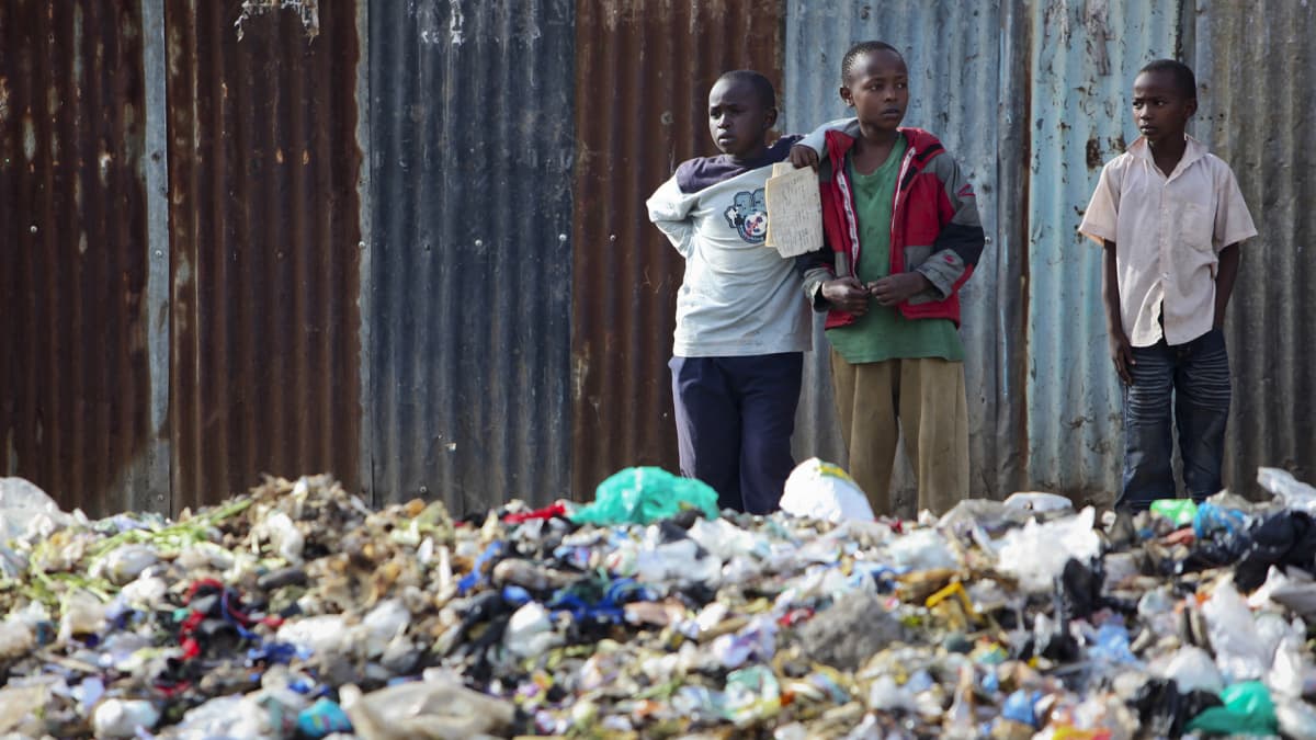 Muovipussit kiellettiin Keniassa.