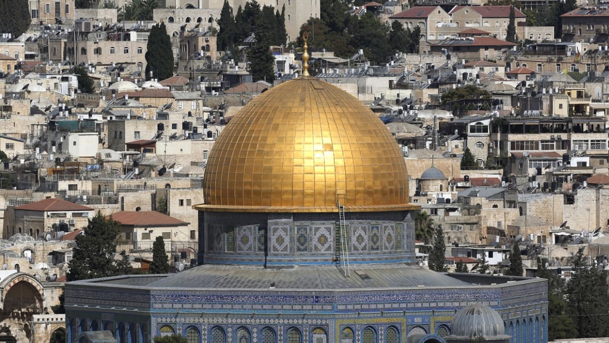 Temppelivuori ja Kalliomoskeija Jerusalemissa