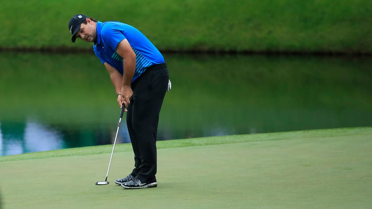 Patrick Reed puttaa.