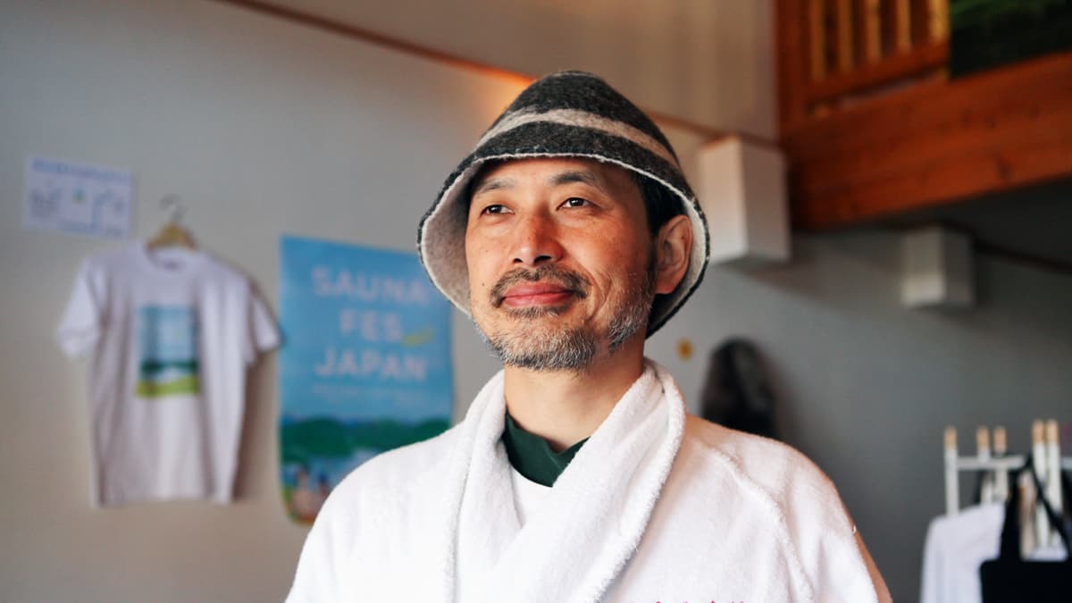 Sauna-aiheisia teoksia kirjoittanut Katsuki Tanaka on nimetty Japanissa saunan suurlähettilääksi.