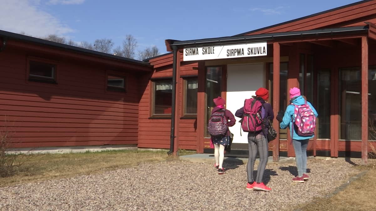 Osa Suomen pohjoisimman kunnan oppilaista siirtyi Norjaan kouluun, syynä  Utsjoen koulukeskuksen sisäilmaongelmat