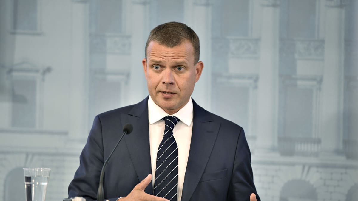 Valtiovarainministeri Petteri Orpo esittelee vuoden 2019 budjettiehdotuksensa.