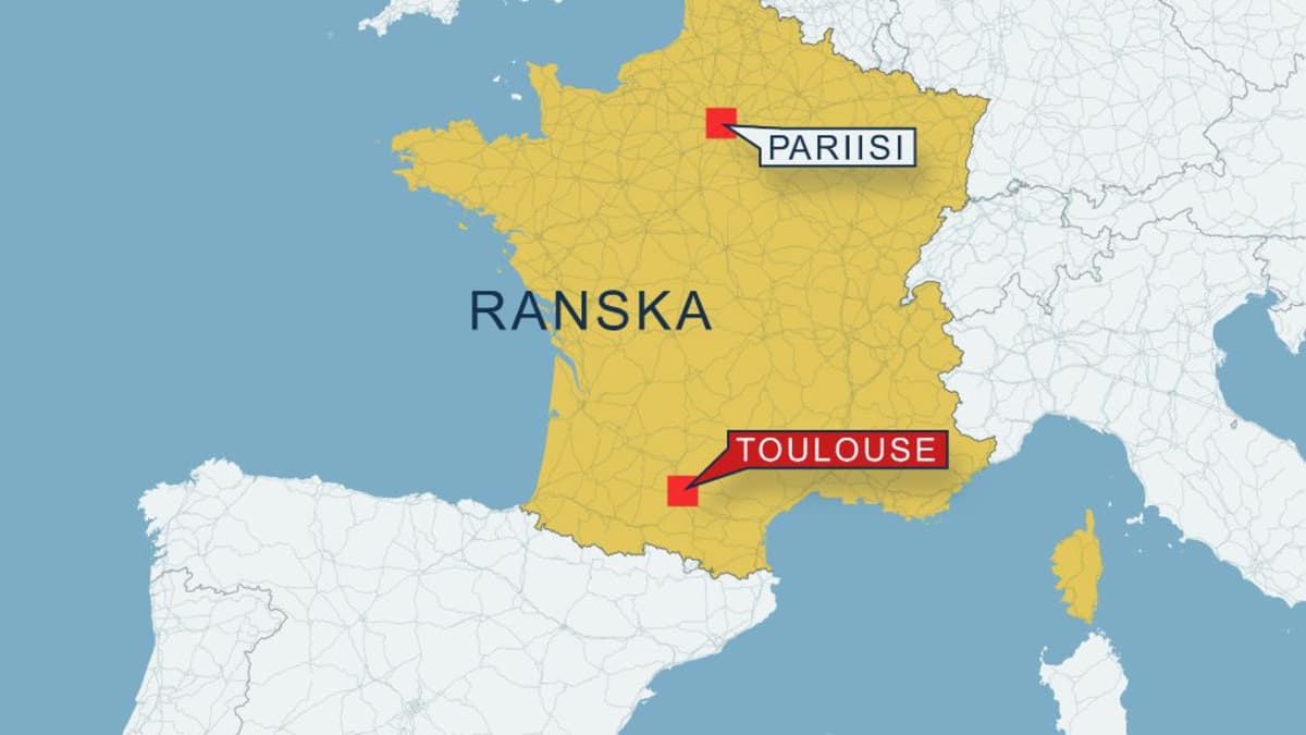 Tulli tarkasti kuorma-auton Ranskassa, suomalaismiesten hermoilu paljasti  pakastekalan alle kätketyn kokaiinilastin