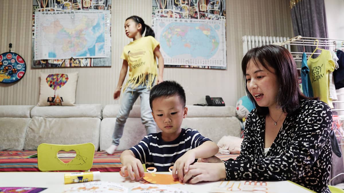 Xia Huilla on perhe, jollaisia Kiina haluaa lisää. Vajaa viisi vuotta sitten syntyneestä toisesta lapsesta piti vielä maksaa sakko.