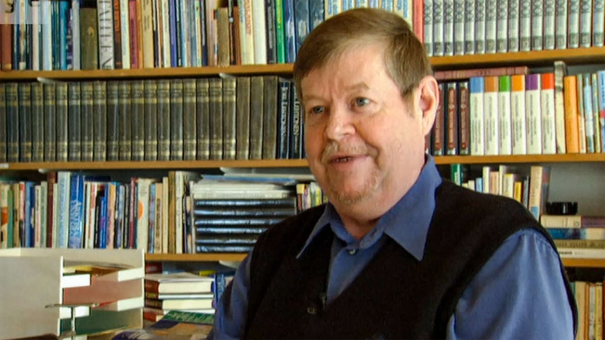 Author Arto Paasilinna Dies Aged 76 News Yle Uutiset