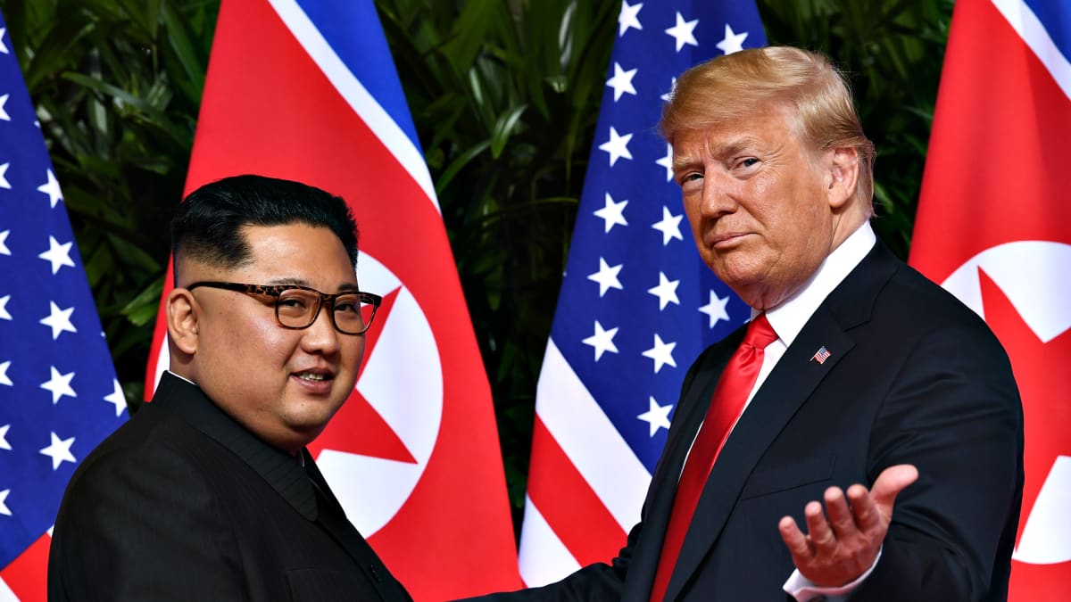 Donald Trump ja Kim Jong-un yhteiskuvassa 11. kesäkuuta 2018.