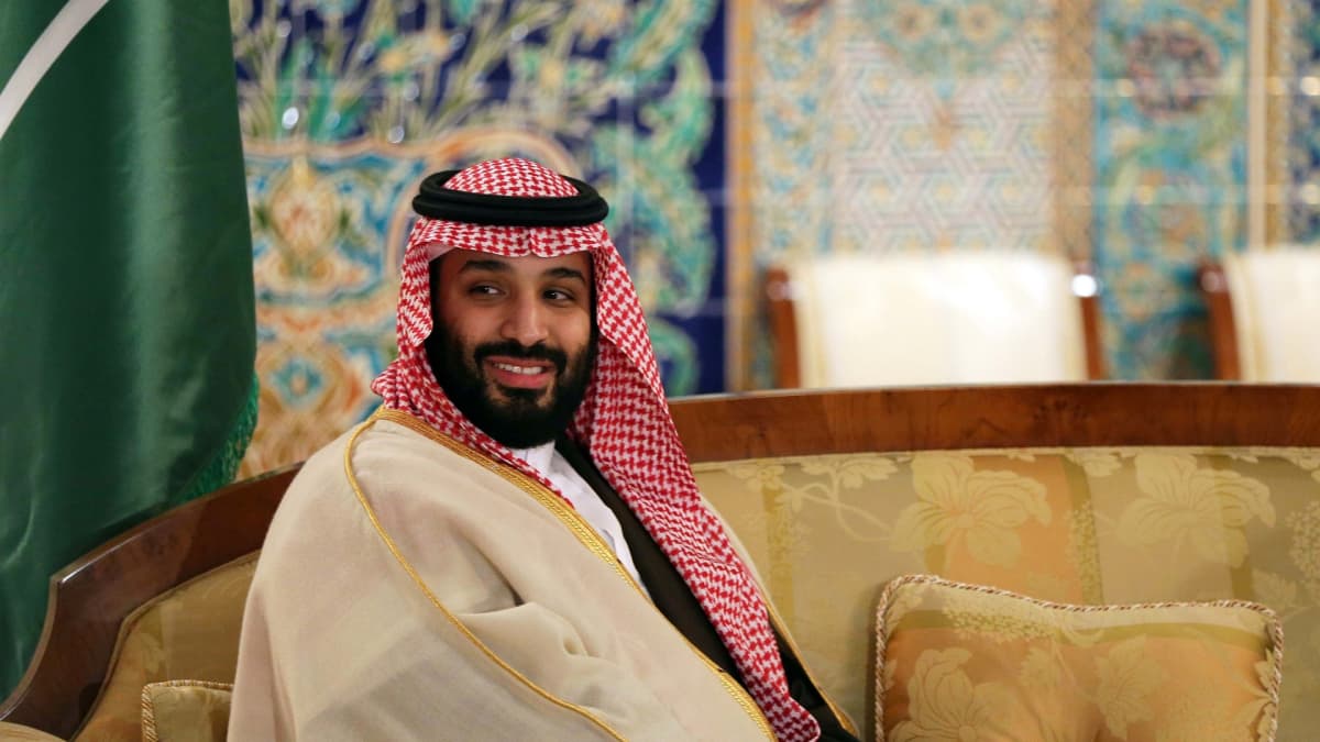Saudi-Arabian kruununprinssi Muhammad bin Salman vierailulla Algeriassa.