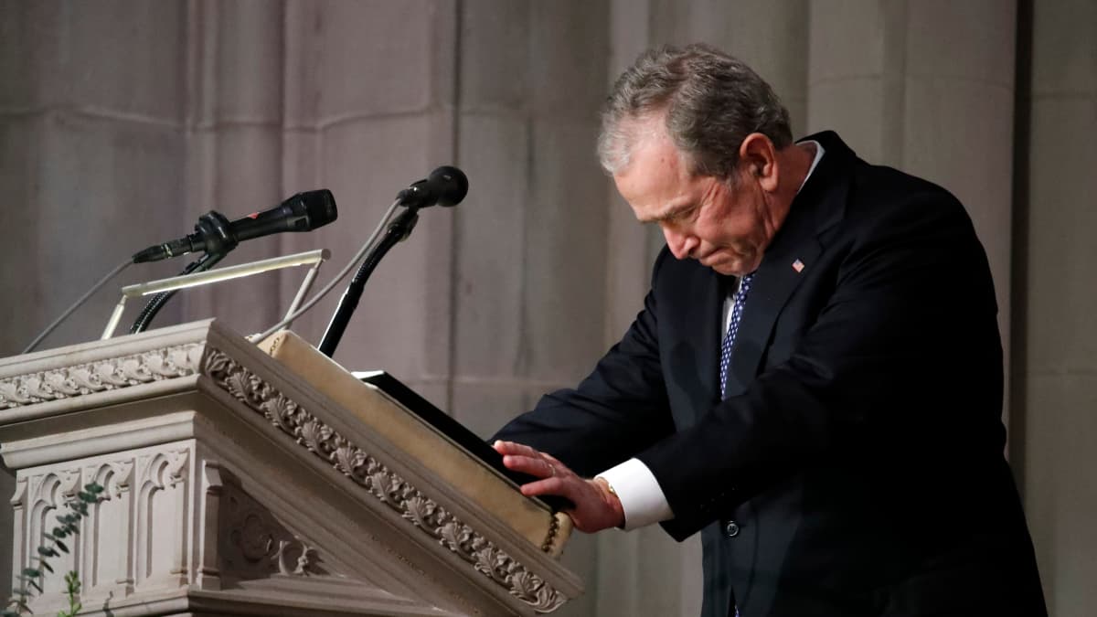 Presidentti George W. Bush joutui keräämään voimia tunteikkaan puheenvuoronsa aikana.