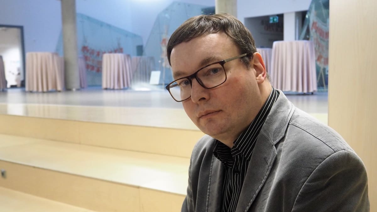 "EKRE muokkaa Viron keskustelukulttuuria ja asenneilmapiiriä", sanoo Tallinnan yliopiston apulaisprofessori Tõnis Saarts.
