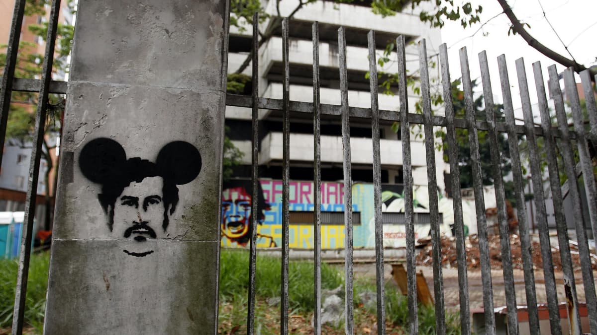  Escobarin asuintalo Medellinissä oli aiemmin myös turistien suosiossa. 