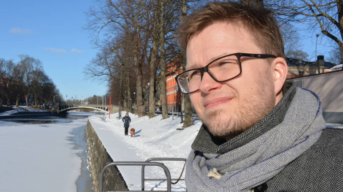 Tohtoritutkija Stefan Norrgård on selvittänyt Aurajoen jäidenlähdön historian.