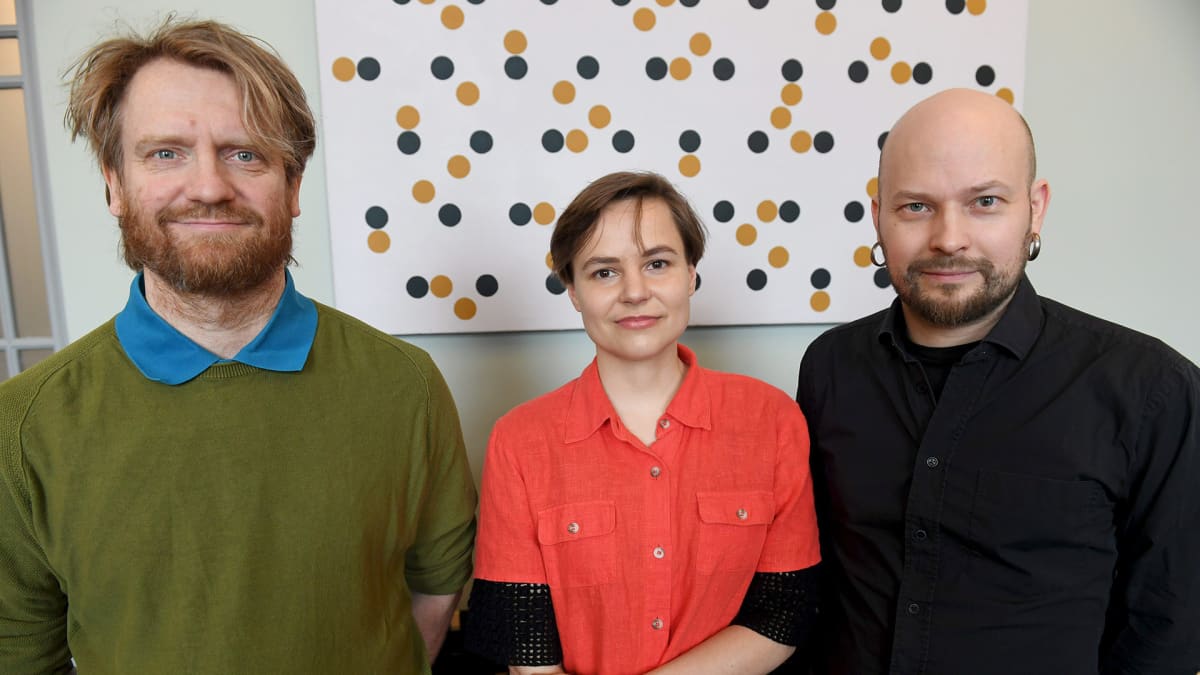 Kim Simonsson, Alma Heikkilä ja Aaron Heino.