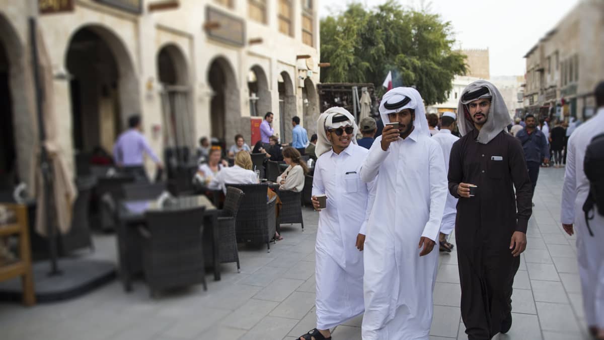 Qatarissa vapaa-aikaa vietetään mieluiten iltatoreilla ja ostoskeskuksissa. 