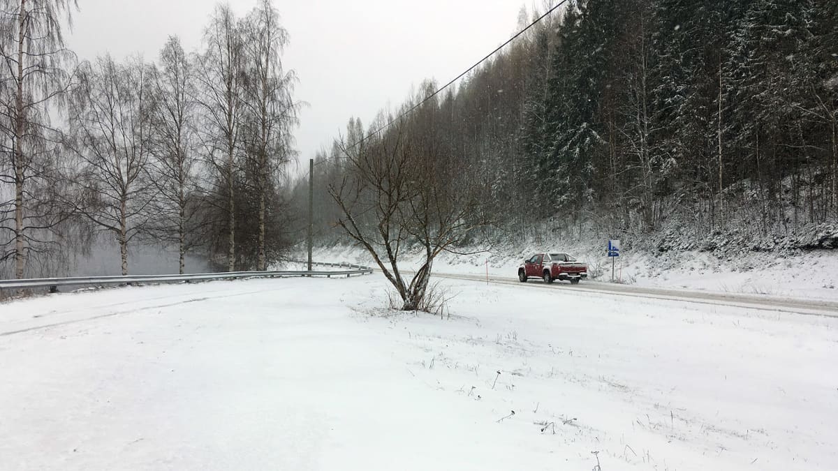 Luminen maisema Enonkoskella.