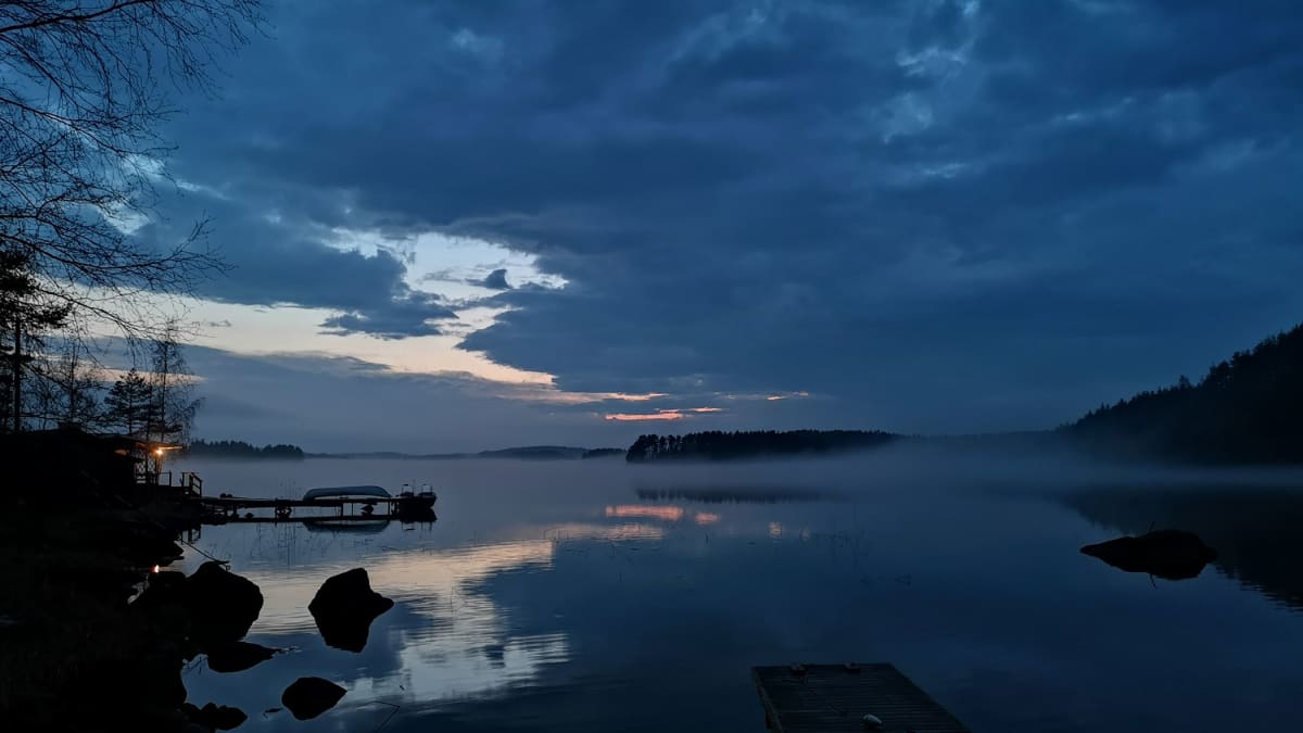 Suomalainen omarantainen mökki on kansainvälisella mittapuulla harvinaisuus.