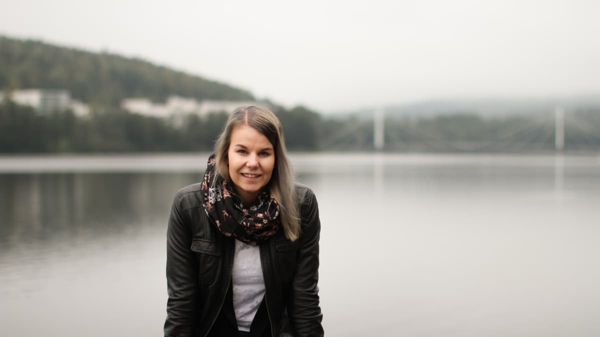 "EU on onnistunut rauhanprojekti ja siitä täytyy pitää kiinni", tuumii sitouttumattoman eurooppamyönteisen Eurooppanuoret-järjestön puheenjohtaja Iiris Asunmaa.