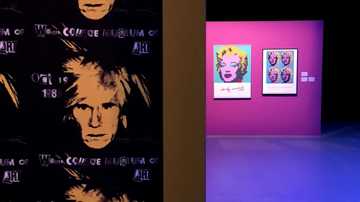 Andy Warholin julisteita