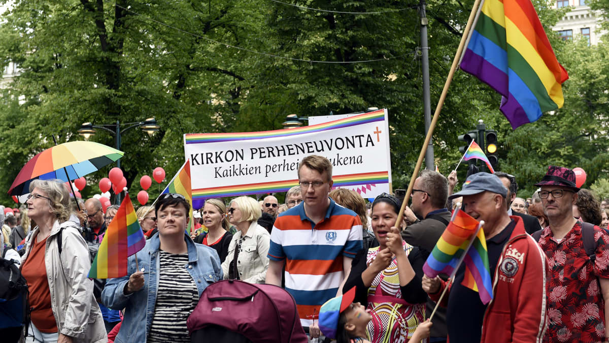 Helsinki Pride 2019 -kulkue Helsingissä 29. kesäkuuta 2019. 
