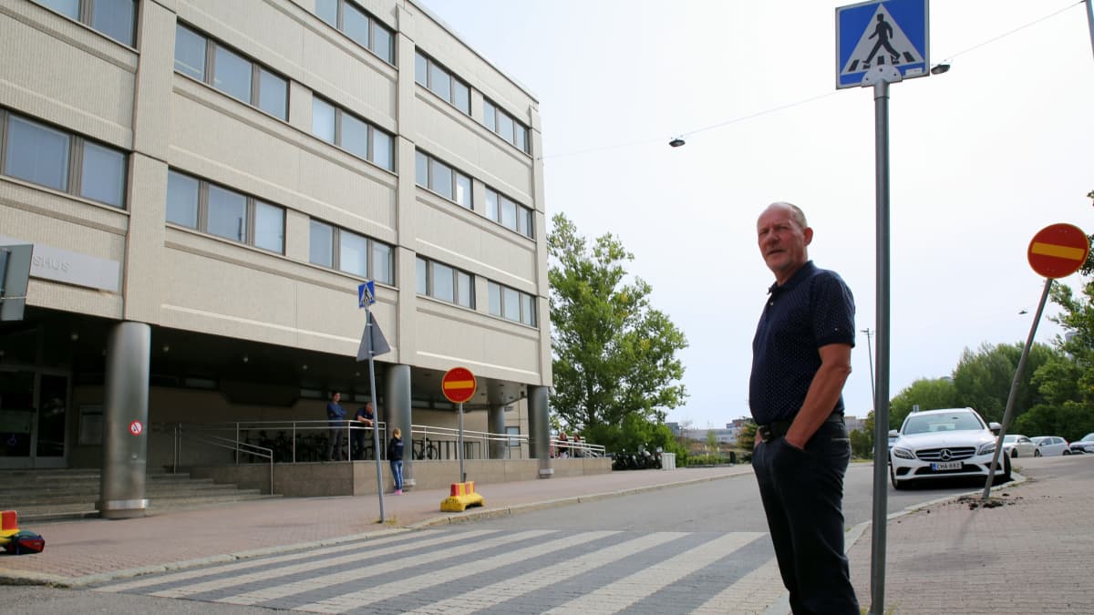 Juha Rautaheimo teki Helsingin poliisilaitoksella yli 40-vuotisen työuran.