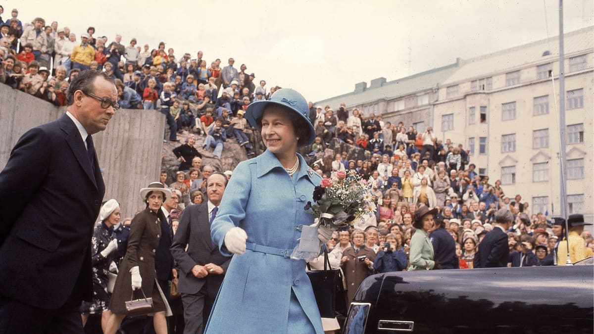 Kuningatar Elisabet II vieraili Temppeliaukion kirkossa Suomen vierailunsa aikana 1976.