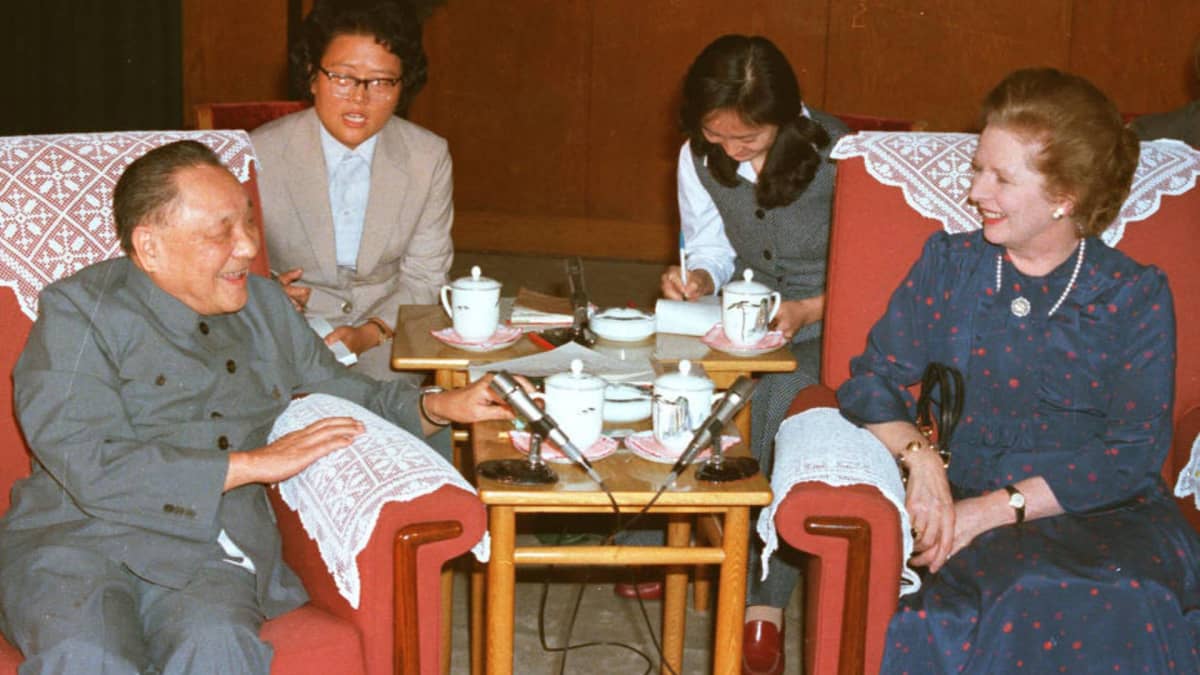 Deng Xiaoping ja Margaret Thatcher Pekingissä.