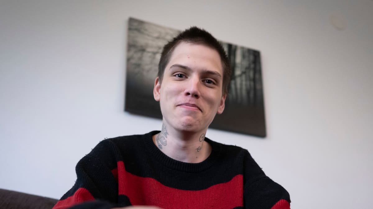 Miro Määttänen pelaa pleikkaria