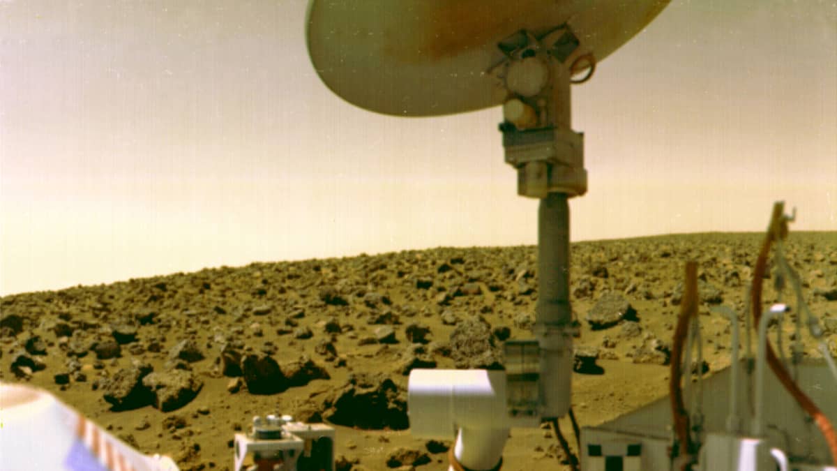 Viking 2:n ottamaa kuvaa Marsin pinnalta.
