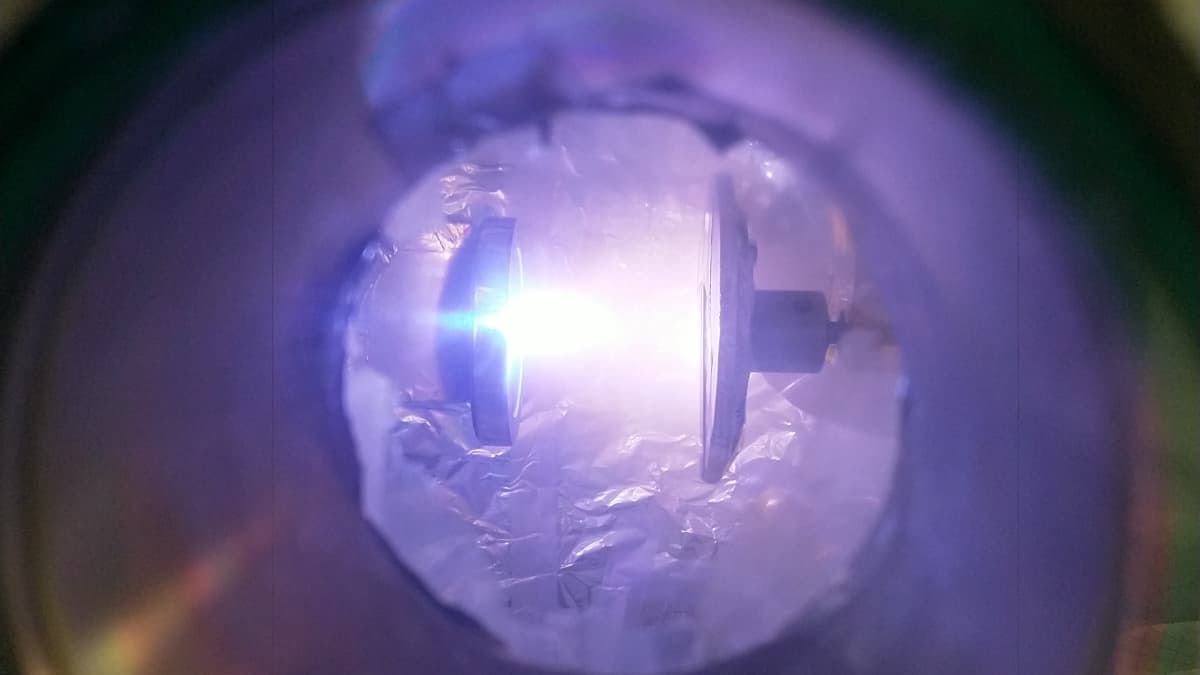 Alumiinioksidilasin valmistusta laserilla