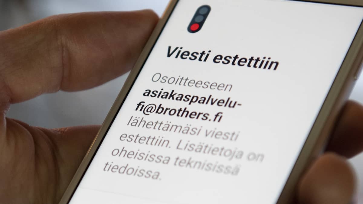 Viesti kännykän ruudulla.