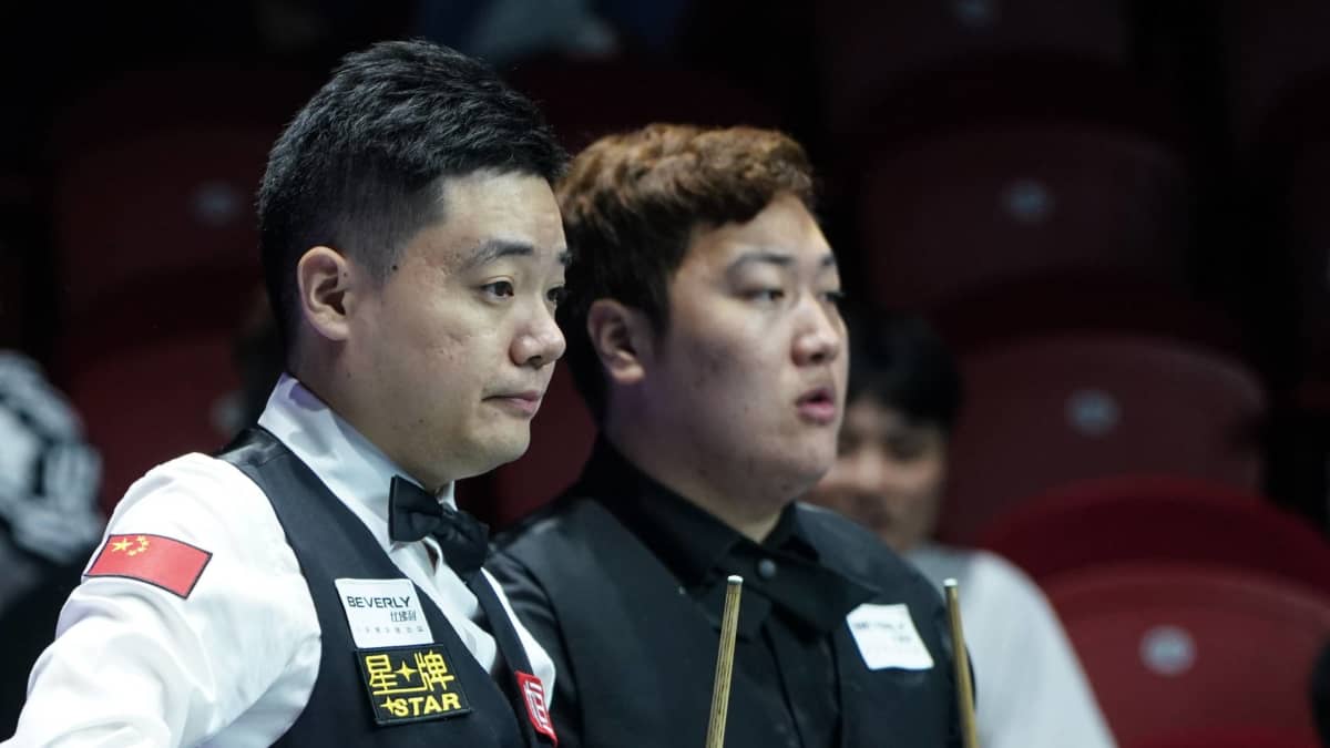 Ding Junhui ja Yan Bingtao muodostivat Kiinan ykkösjoukkueen kesällä pelatussa World Cupissa. 