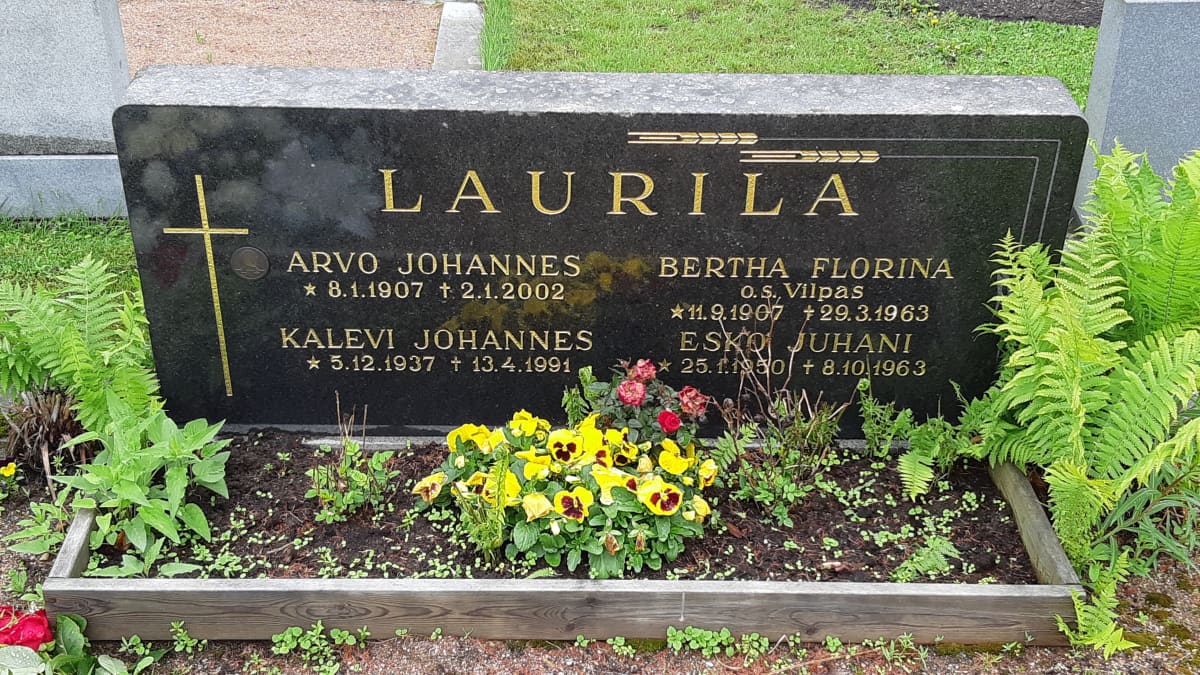 Kalevi Laurilan hauta