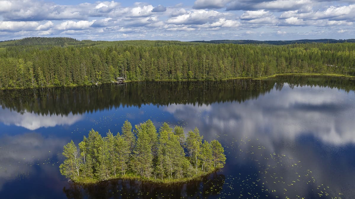 Heinäkuun loppu jäähdytti Keski-Suomen järvet | Yle Uutiset