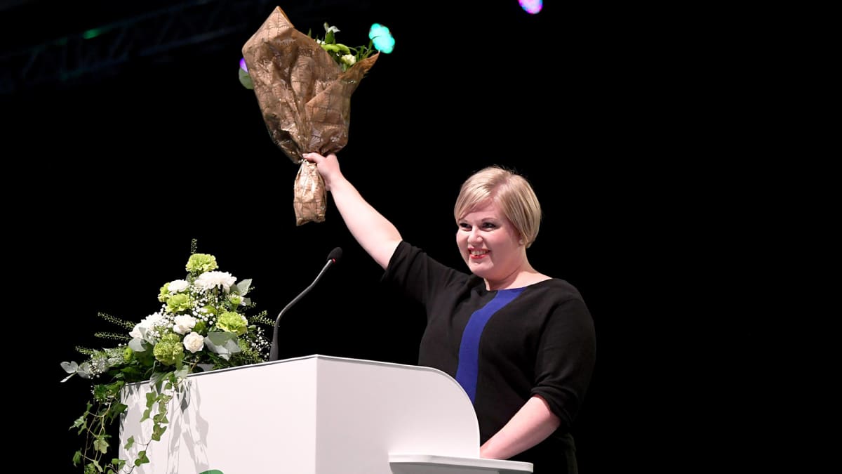 Keskustan puheenjohtajaksi valittu Annika Saarikko keskustan puoluekokouksessa Oulussa 5. syyskuuta 2020. 