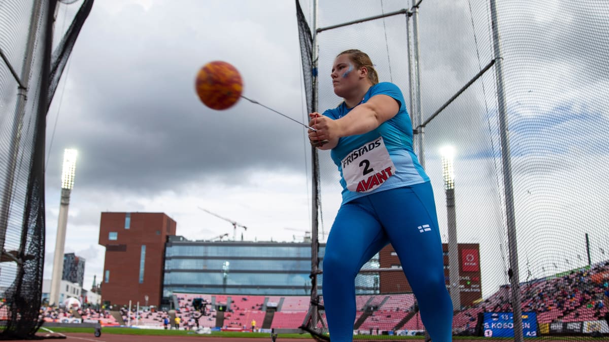 17-vuotias Silja Kosonen heitti sunnuntaina maaotteluvoittoon tuloksella 69,22. Paremmin hän on heittänyt vain kerran.