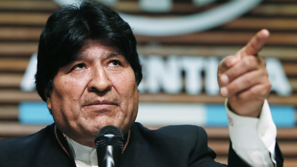 Bolivian entinen presidentti Evo Morales puhui lehdistötilaisuudessa Buenos Airesissa, Argentiinassa 21. helmikuuta.