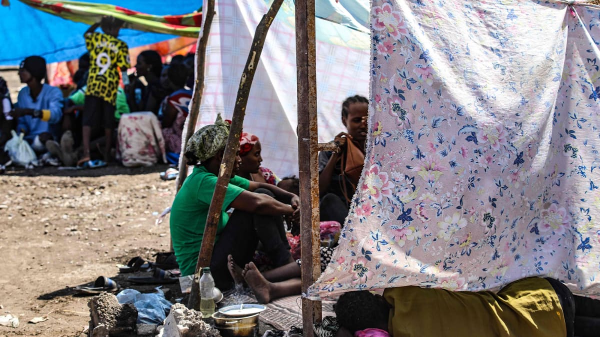 Etiopialaisia pakolaisia Hamdaitin raja-alueella Itä-Sudanissa.