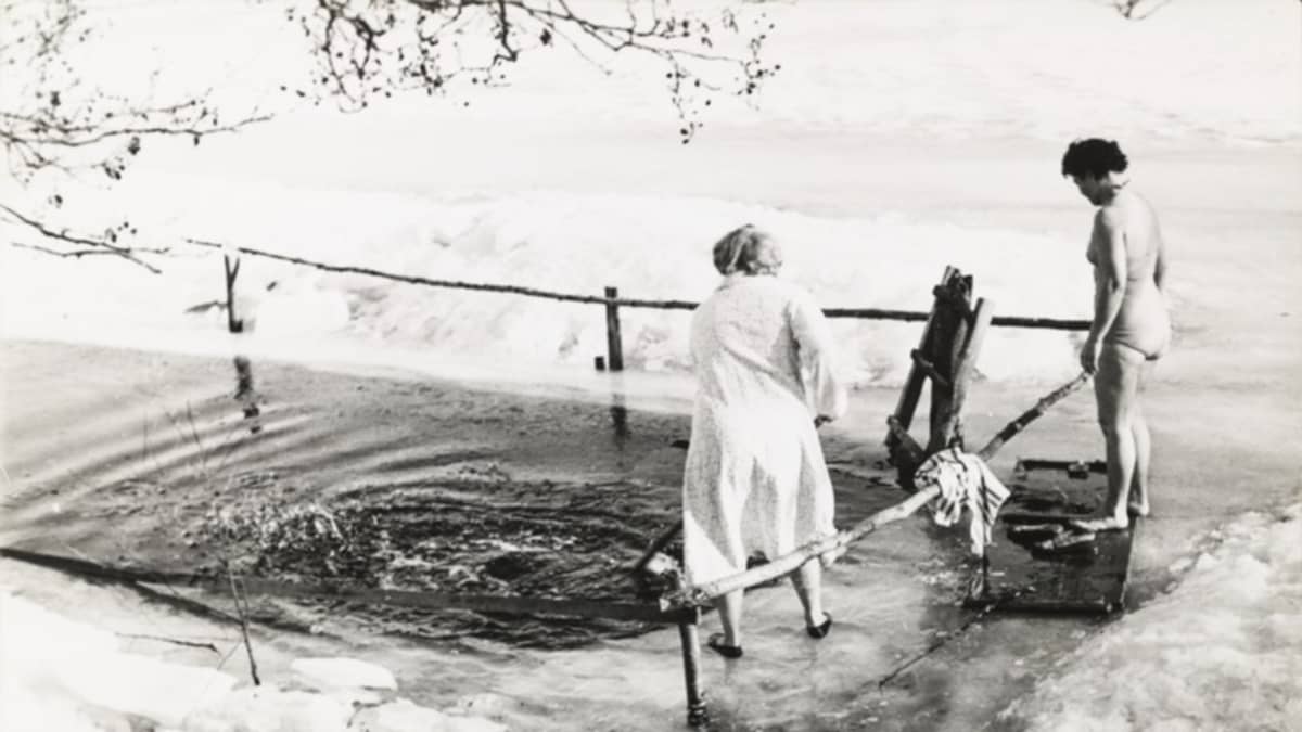 Arkistokuva avantouinnista