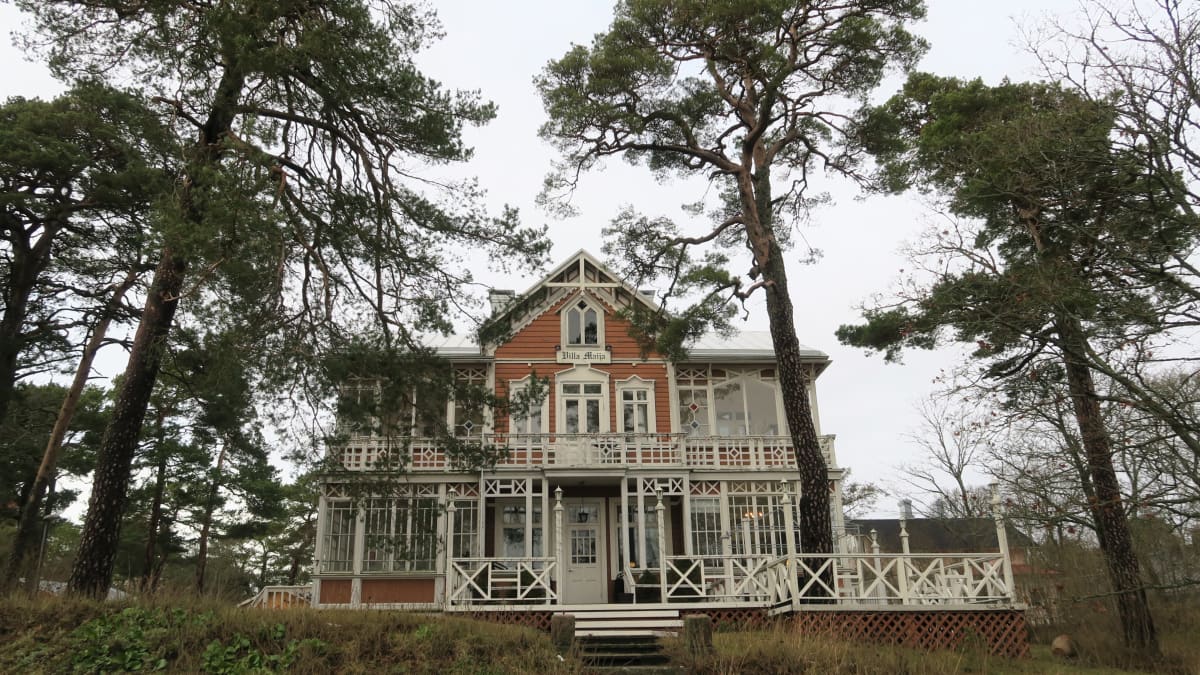 Vuonna 1888 rakennettu Villa Maija on yksi Hangon kuuluisimmista kesähuviloista. 