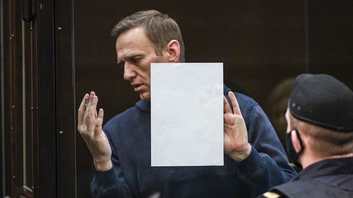 Aleksei Navalnyi oikeudessa.