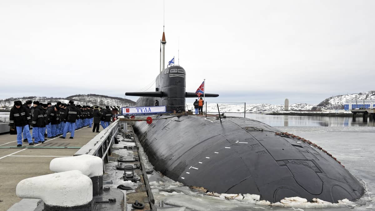 Sukellusvene Gadžijevon sotilastukikohdassa Murmanskissa.