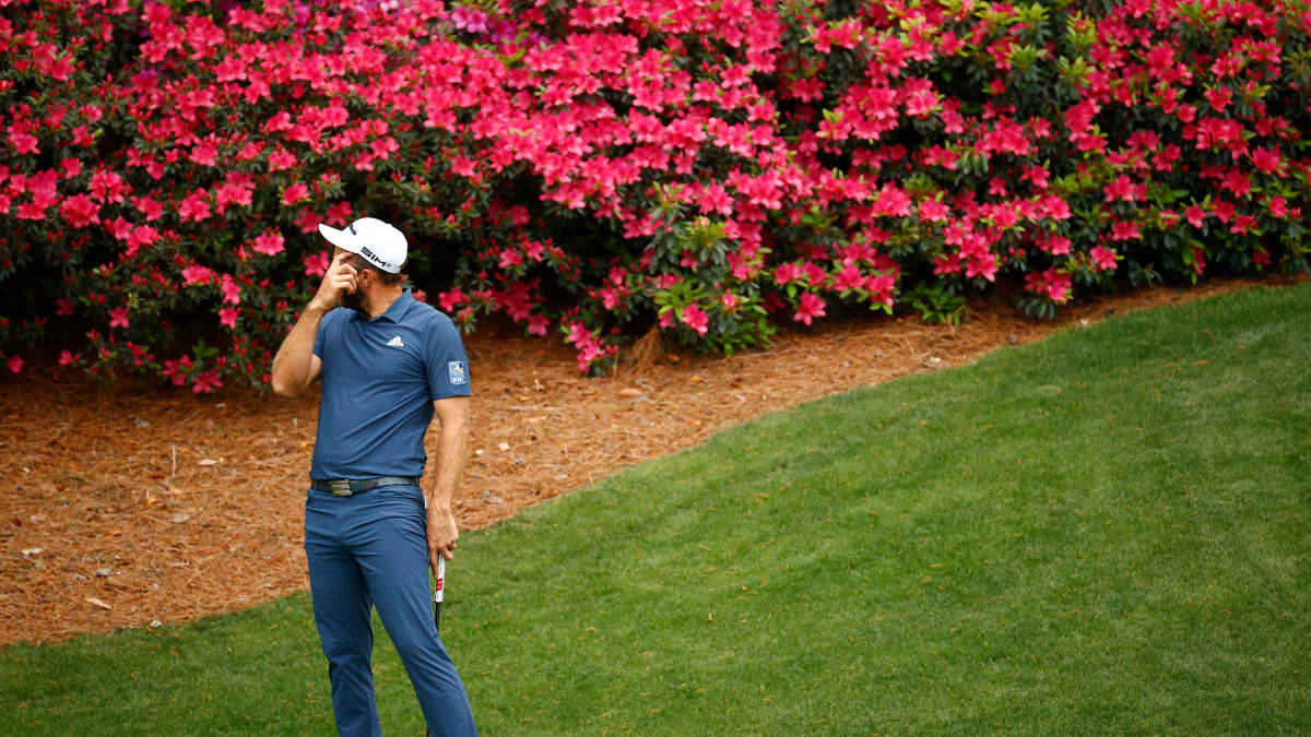 Dustin Johnson raapii ohimoaan turhautuneena.