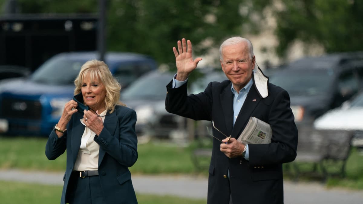 Presidentti Biden ja hänen Jill-puolisonsa lähtivät perjantaina Valkoisesta talosta kohti Eurooppaa.