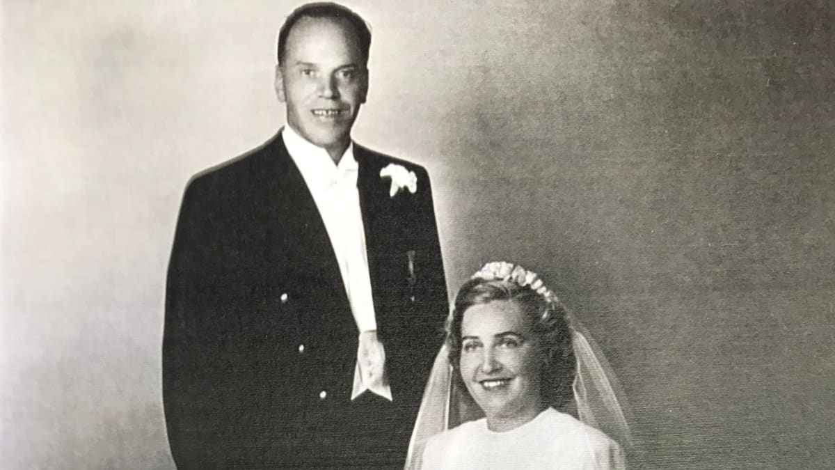 Martta Rainio ja Lennart Koskikara avioituivat elokuussa 1950.