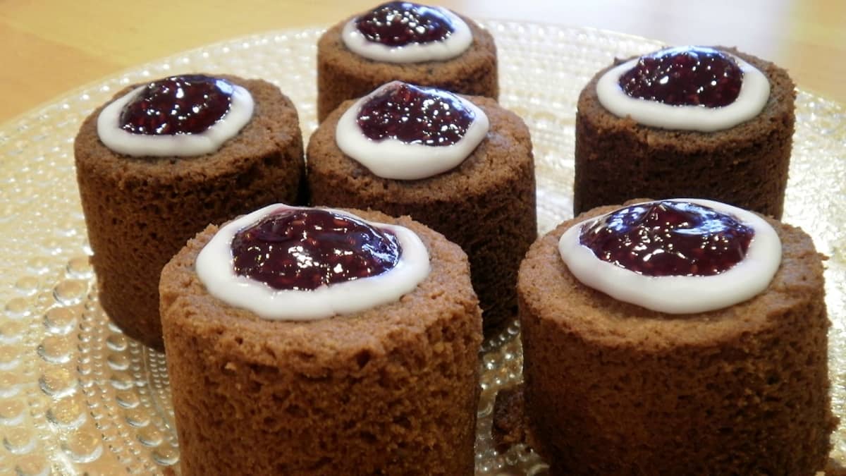 Runebergin torttuja.
