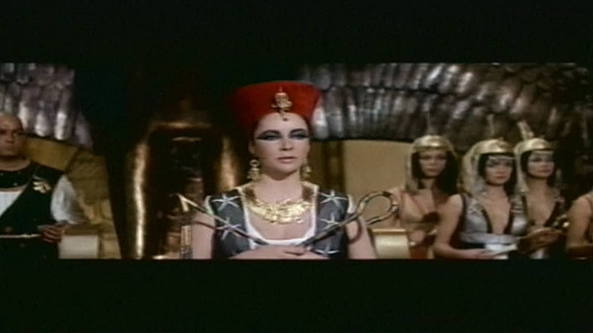 Elizabeth Taylor elokvuassa Kleopatra vuonna 1961.
